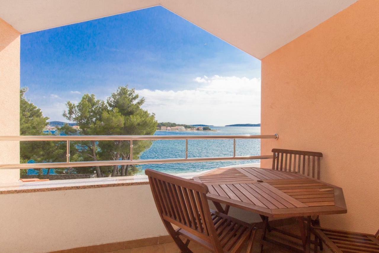 Villa Bozena Brodarica  Esterno foto