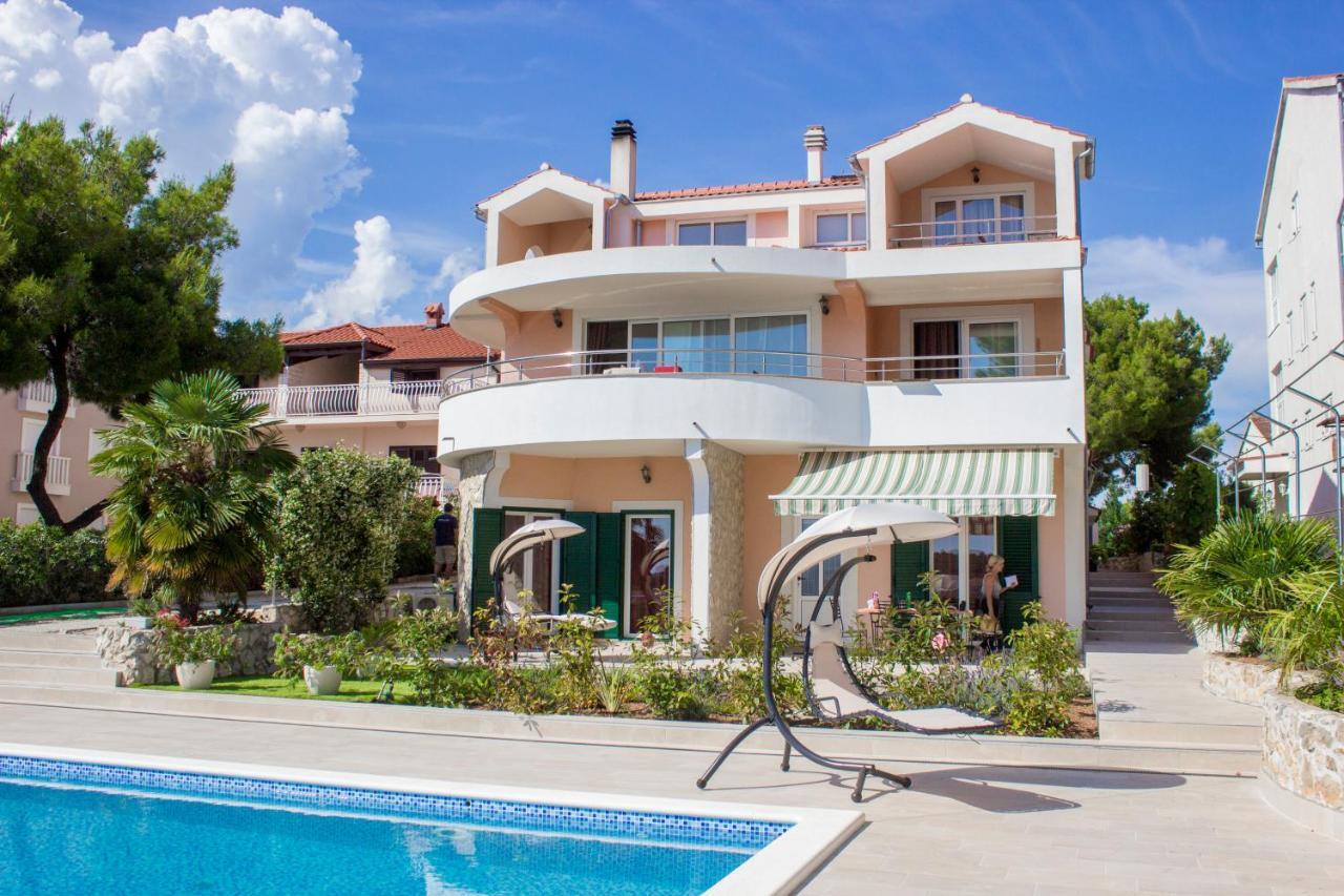 Villa Bozena Brodarica  Esterno foto